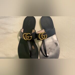 Women’s GG Marmont thong flip flops 40